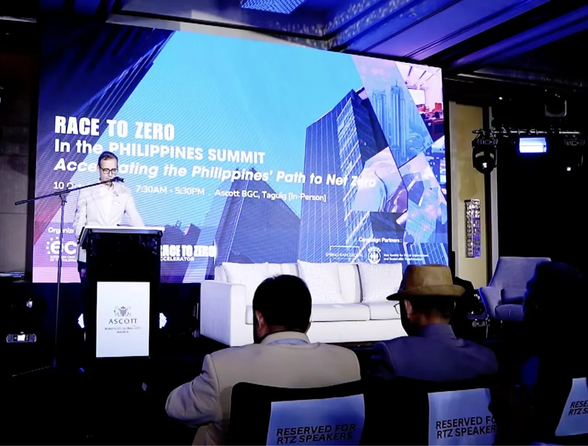 Leaders on stage at the Race to Zero Philippines Summit